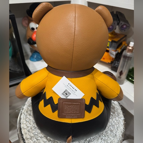 Coach x Peanuts Collab-Large CHARLIE BROWN Character-Limited Edition ULTRA-RARE! - Picture 15 of 15